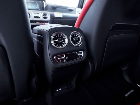Used 2025 Mercedes-Benz G 63 AMG 4MATIC image 53
