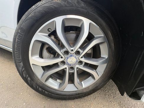 Used 2017 Mercedes-Benz C 300 4MATIC Sedan image 45