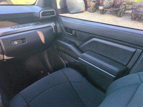 Used 2025 Toyota Tacoma SR5 image 18