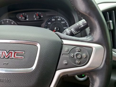 Used 2018 GMC Terrain SLE FWD image 18