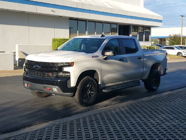 Used 2020 Chevrolet Silverado 1500 LT Trail Boss AWD/4WD image 3