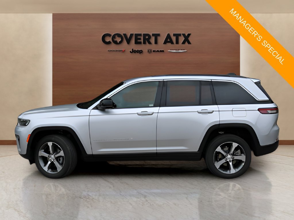 New 2026 Jeep Grand Cherokee Limited RWD image 2
