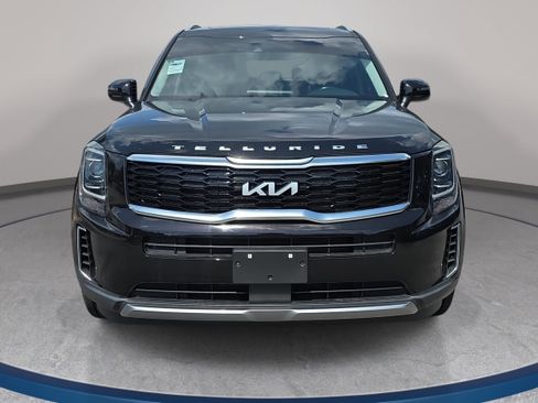 Used 2022 Kia Telluride S AWD/4WD image 2
