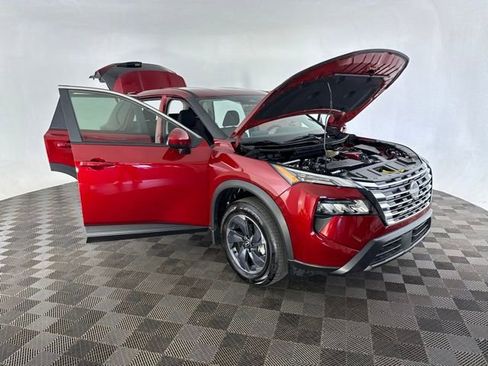 Used 2026 Nissan Rogue SV w/ Cold Weather Package FWD image 15