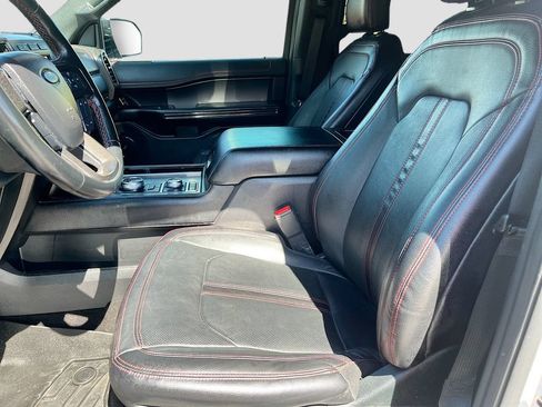 Used 2020 Ford Expedition Limited w/ Equipment Group 303A AWD/4WD image 22