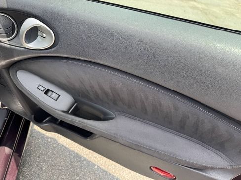 Used 2015 Nissan 370Z Touring RWD image 21