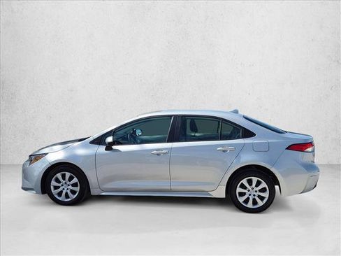 Used 2023 Toyota Corolla LE FWD image 8