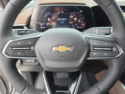 New 2026 Chevrolet Suburban High Country RWD image 39