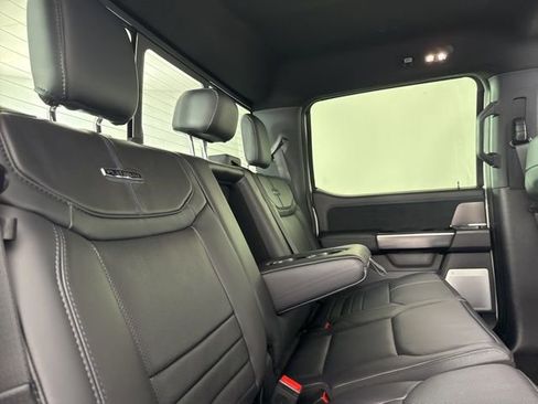 New 2026 Ford F250 Platinum w/ Tremor Off-Road Package image 24
