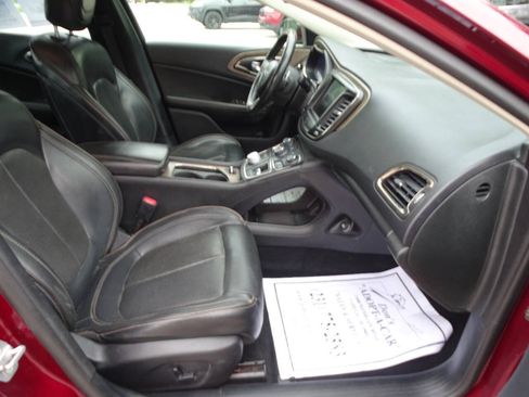 Used 2016 Chrysler 200 C w/ Premium Group FWD image 39