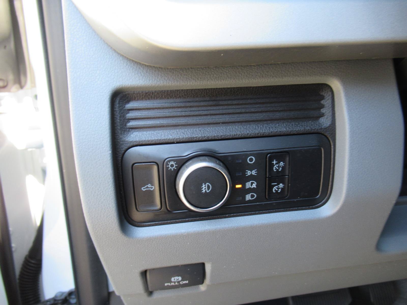 Used 2024 Ford F250 XL w/ XL Chrome Package AWD/4WD image 18