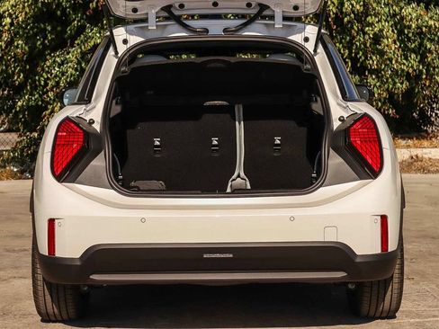 New 2026 MINI Cooper 4-Door Hardtop FWD image 27