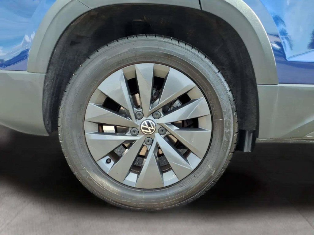 Used 2023 Volkswagen Taos S w/ Driver Assistance Package FWD image 20