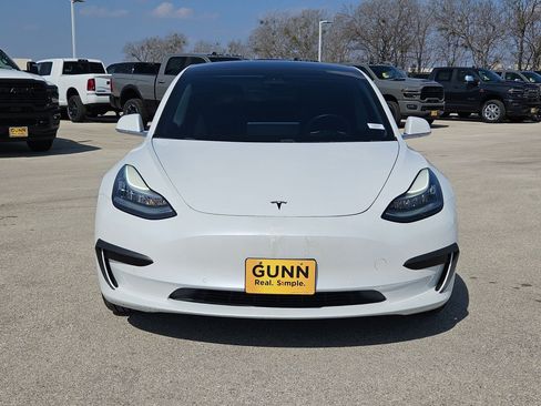Used 2020 Tesla Model 3 Standard Range Plus image 8
