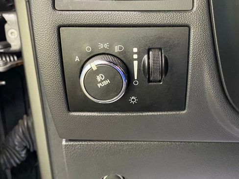 Used 2012 Dodge Challenger SRT8 image 24