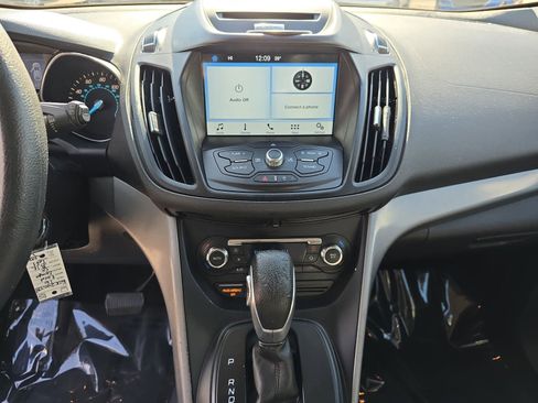 Used 2016 Ford Escape SE w/ Equipment Group 201A image 22