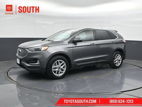 Used 2024 Ford Edge SEL AWD/4WD image 6