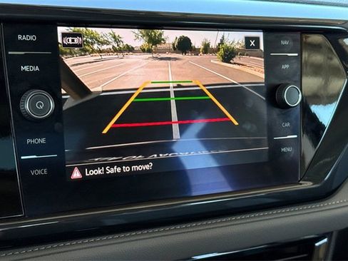 Used 2022 Volkswagen Taos SEL image 25