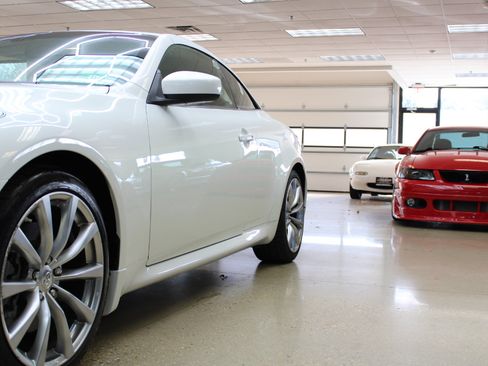 Used 2010 INFINITI G37 Sport w/ Premium Pkg image 21