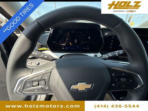 Certified 2024 Chevrolet Trax LT w/ Driver Confidence Package image 11