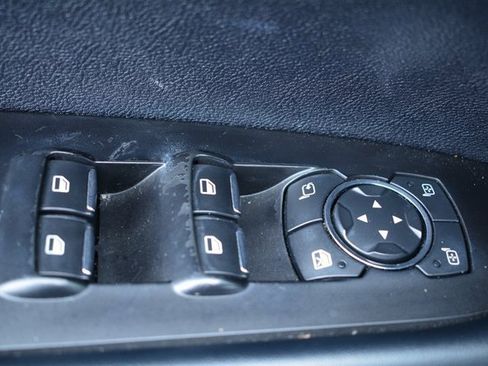 Used 2019 Lincoln Nautilus FWD image 17