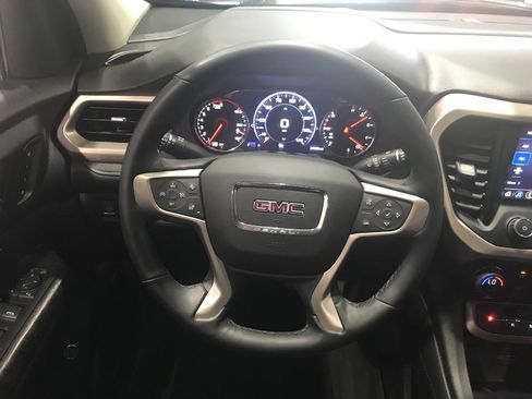 Used 2023 GMC Acadia Denali w/ Denali Ultimate Package AWD/4WD image 10