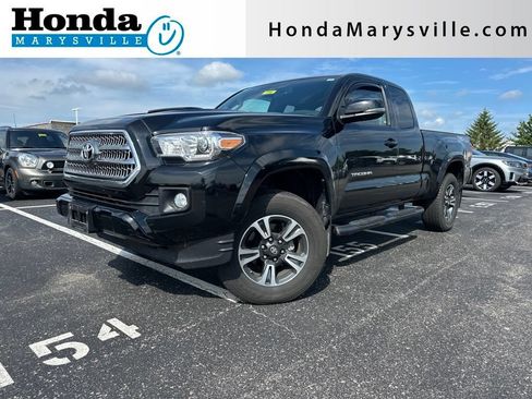 Used 2016 Toyota Tacoma TRD Sport w/ Premium & Technology Package AWD/4WD image 1