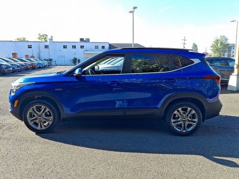 Certified 2021 Kia Seltos S image 4