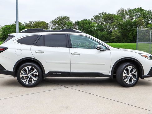 Used 2020 Subaru Outback Touring w/ Popular Package #2 AWD/4WD image 5