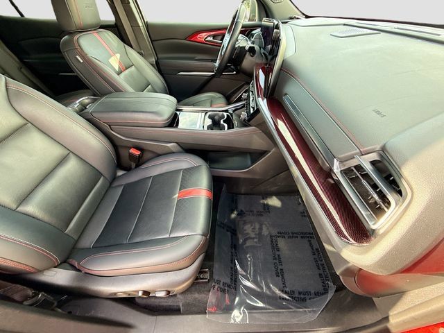 Used 2024 Chevrolet Traverse RS w/ LPO, Floor Liner Package FWD image 16