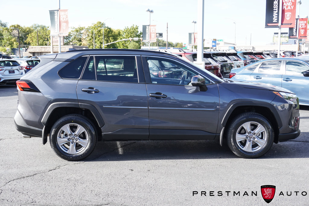 Used 2022 Toyota RAV4 XLE w/ Convenience Package AWD/4WD image 23