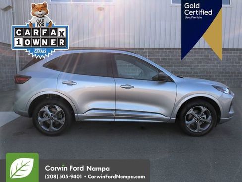 Certified 2023 Ford Escape ST-Line AWD/4WD image 2