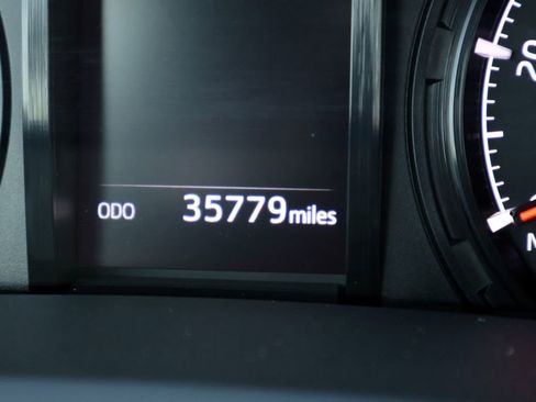 Used 2024 Toyota 4Runner SR5 RWD image 32