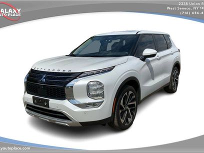 Used 2024 Mitsubishi Outlander SE