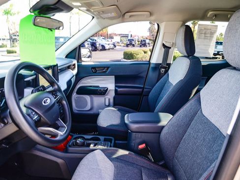 Used 2024 Ford Maverick XLT image 18