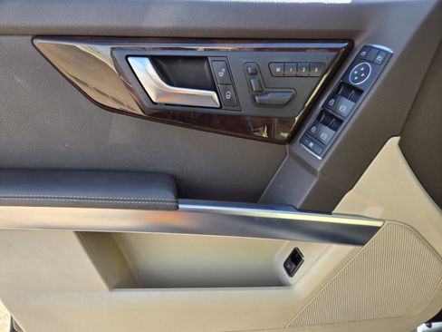 Used 2013 Mercedes-Benz GLK 350 2WD image 15