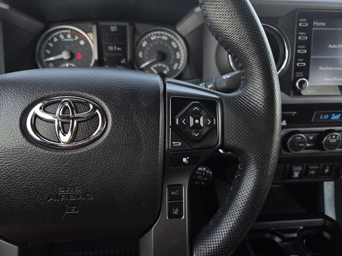 Used 2021 Toyota Tacoma TRD Off-Road AWD/4WD image 19