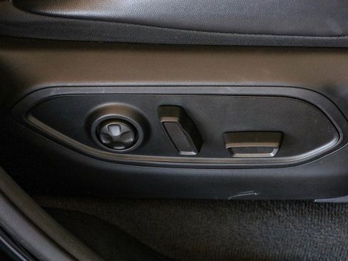 Used 2022 Jeep Grand Cherokee L Limited w/ Luxury Tech Group II image 45