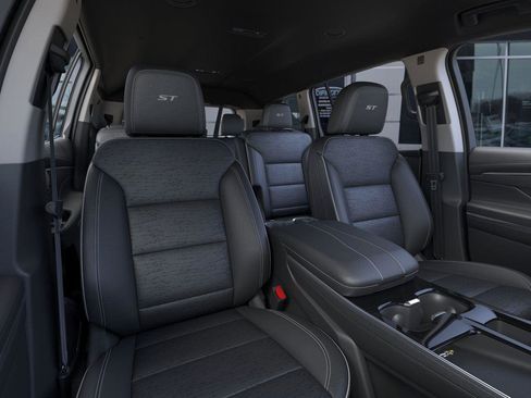 New 2026 Buick Enclave Sport Touring w/ Power Package image 17