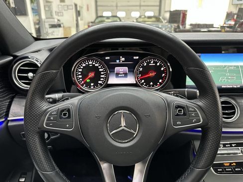 Used 2018 Mercedes-Benz E 300 4MATIC image 20