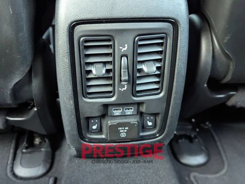 Used 2024 Dodge Durango GT RWD image 34