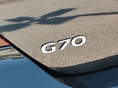 Used 2023 Genesis G70 2.0T image 34
