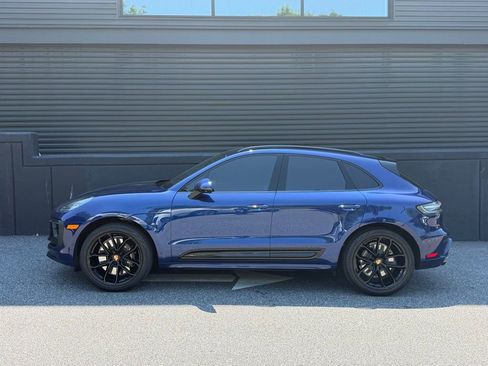 Certified 2025 Porsche Macan GTS AWD/4WD image 7