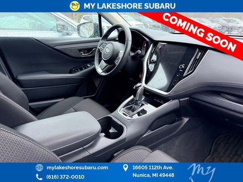 Used 2025 Subaru Outback Premium image 15