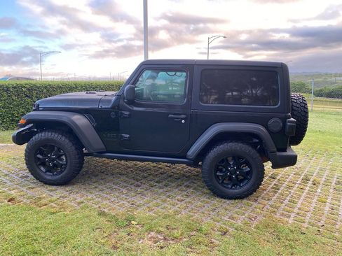 Used 2022 Jeep Wrangler Sport AWD/4WD image 22