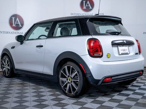 Certified 2024 MINI Cooper SE FWD image 8