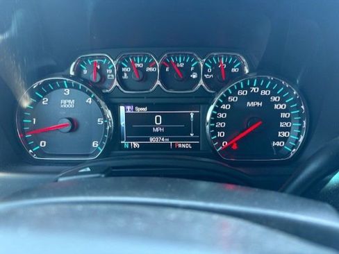 Used 2018 Chevrolet Tahoe LS RWD image 12