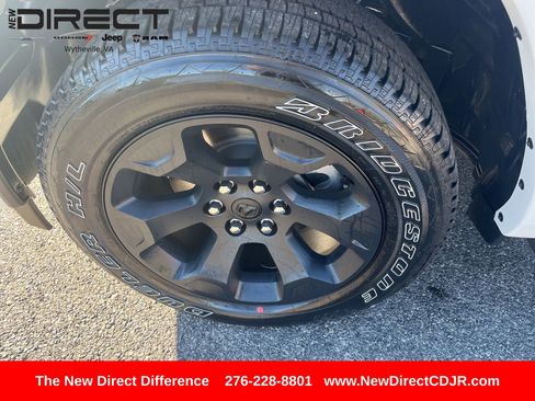 New 2026 RAM 1500 4x4 Crew Cab image 2