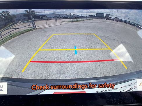 Used 2026 Toyota Corolla Cross XLE FWD image 26