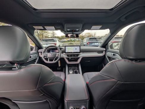 New 2026 Ford Explorer ST-Line image 15